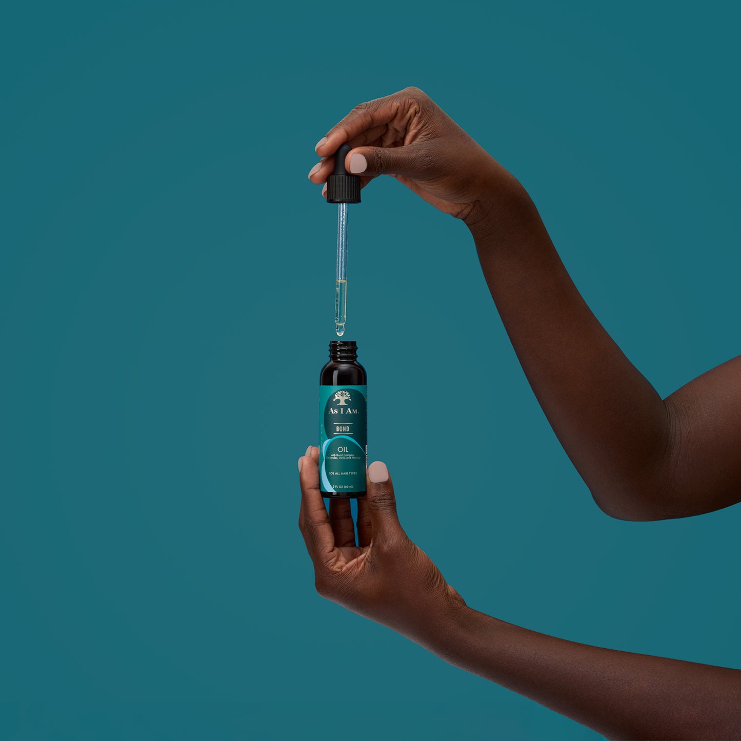 زيت بوند أويل من As I Am - زيت مغذٍ للشعر يضفي اللمعان ويحافظ على رطوبته. مصمم لإصلاح الشعر وتقويته، تساعد هذه التركيبة خفيفة الوزن على تقليل تجعد الشعر وتنعيمه مما يجعل شعرك ناعمًا ولامعًا ومظهرًا صحيًا.