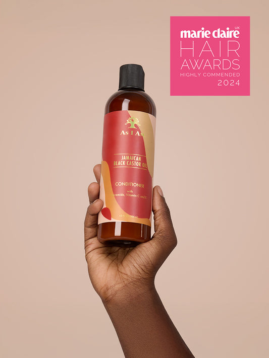 قوام كريمي غني، مصمم لترطيب الشعر وفك تشابكه وتقويته لتحسين التحكم فيه ودعم نموه.