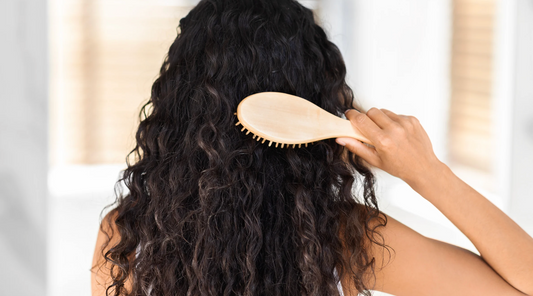 أفضل روتين للعناية بالشعر للحصول على تموجات شاطئية (النوع 2)